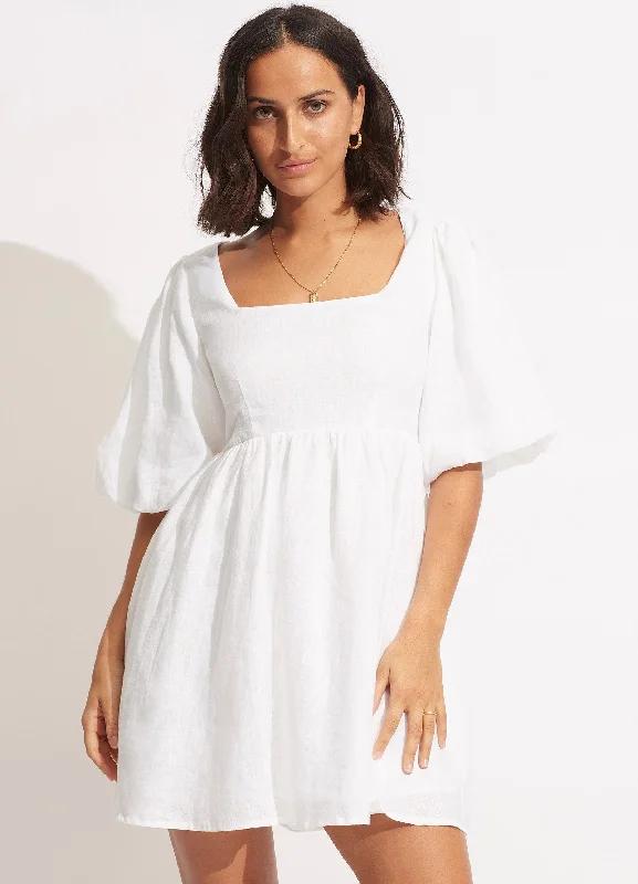 Women’s cover-up tie-front perforated flair -Shoreline Cover Up - White